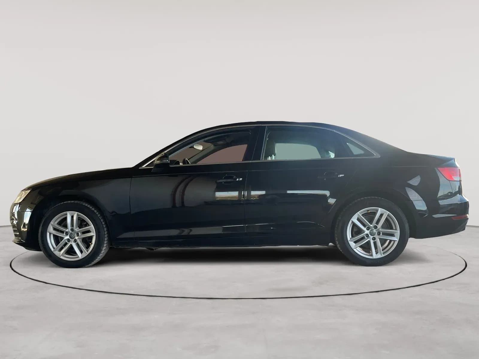 uploads/vehicles/2023/09/1696257577488.webp
