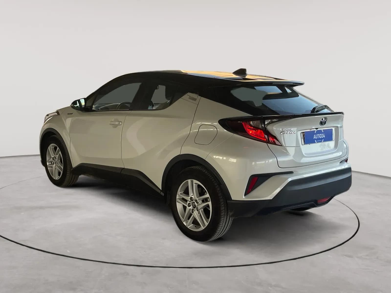 uploads/vehicles/2023/09/1696257956218.webp