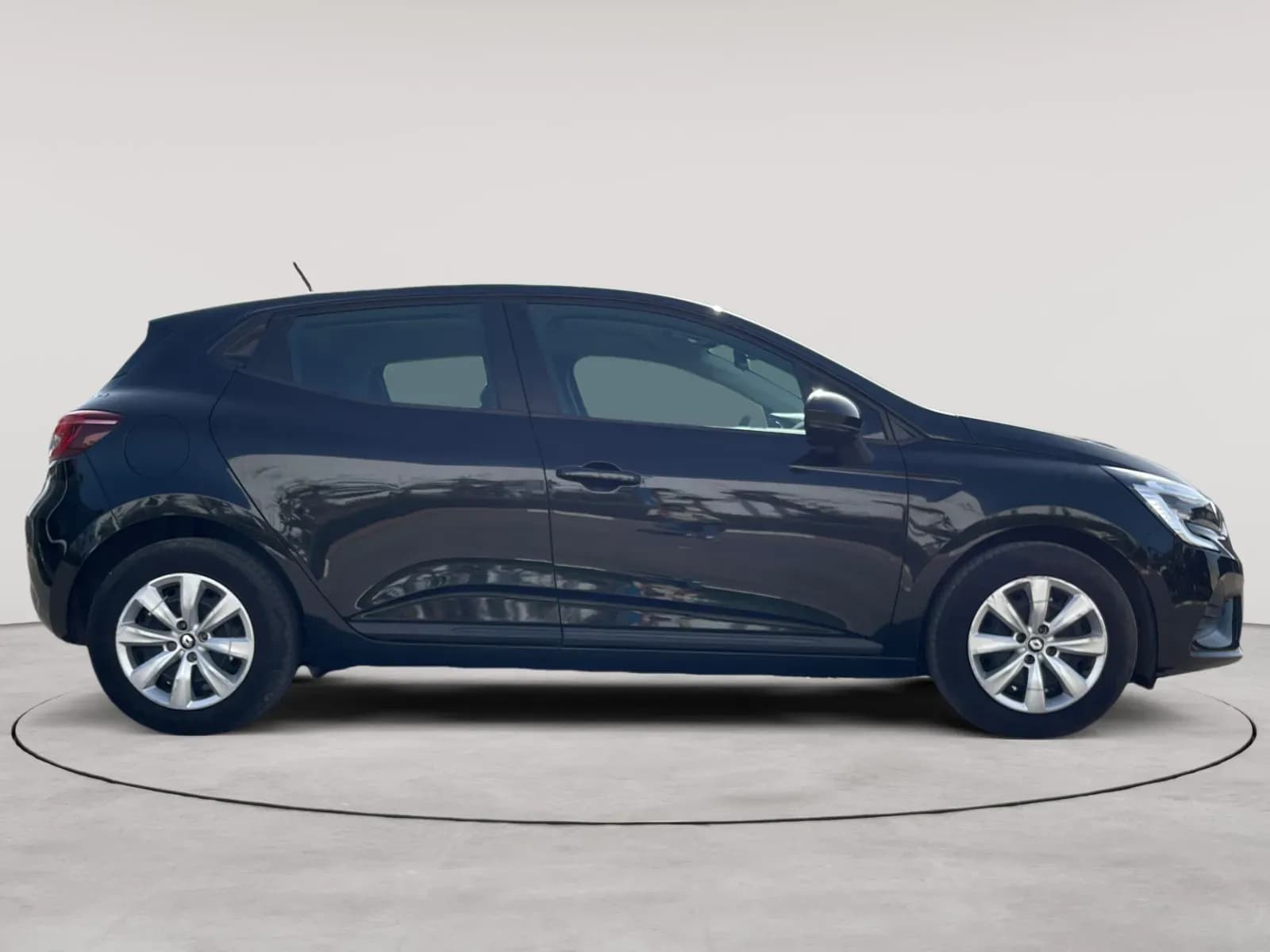 uploads/vehicles/2023/09/1696265786610.webp