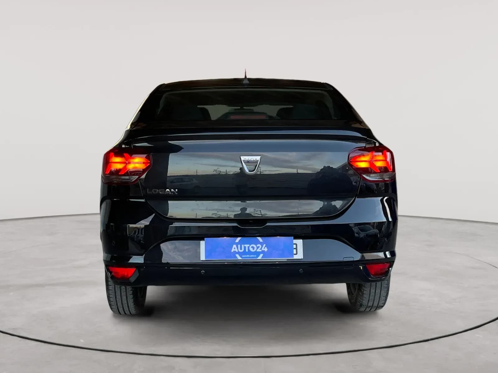 uploads/vehicles/2023/09/1696322060633.webp