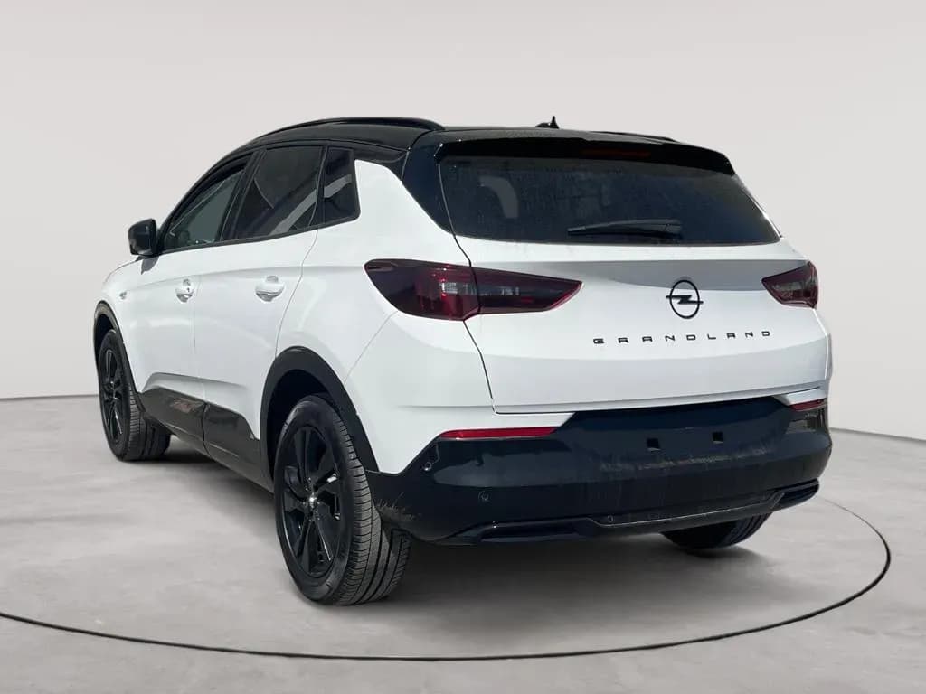 uploads/vehicles/2023/10/1696425525394.webp
