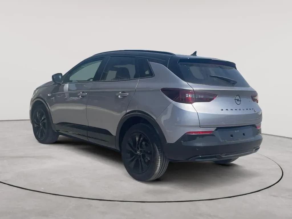 uploads/vehicles/2023/10/1696602967381.webp