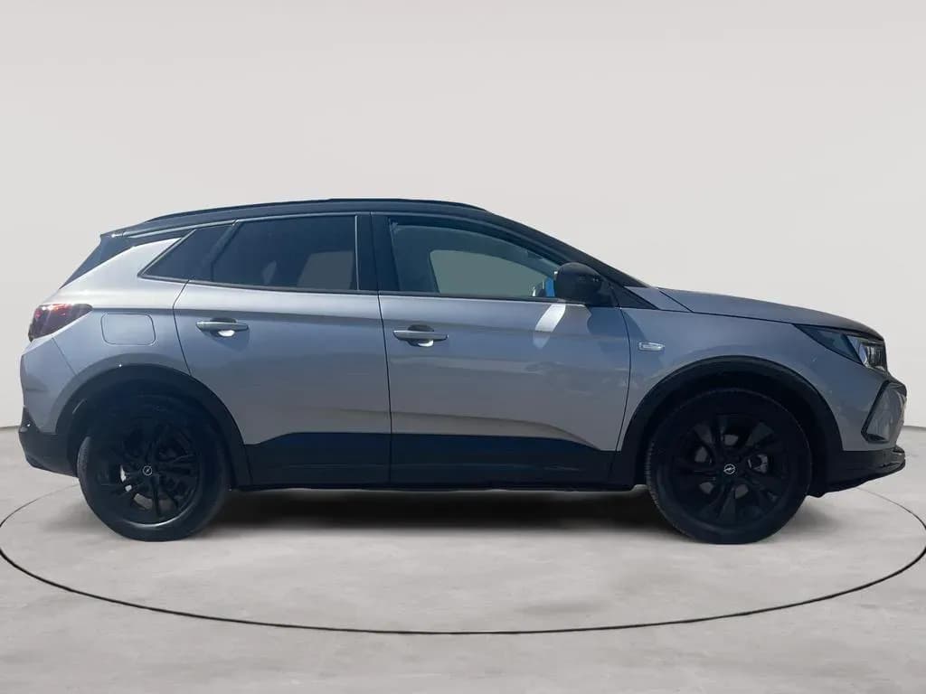 uploads/vehicles/2023/10/1696602967684.webp