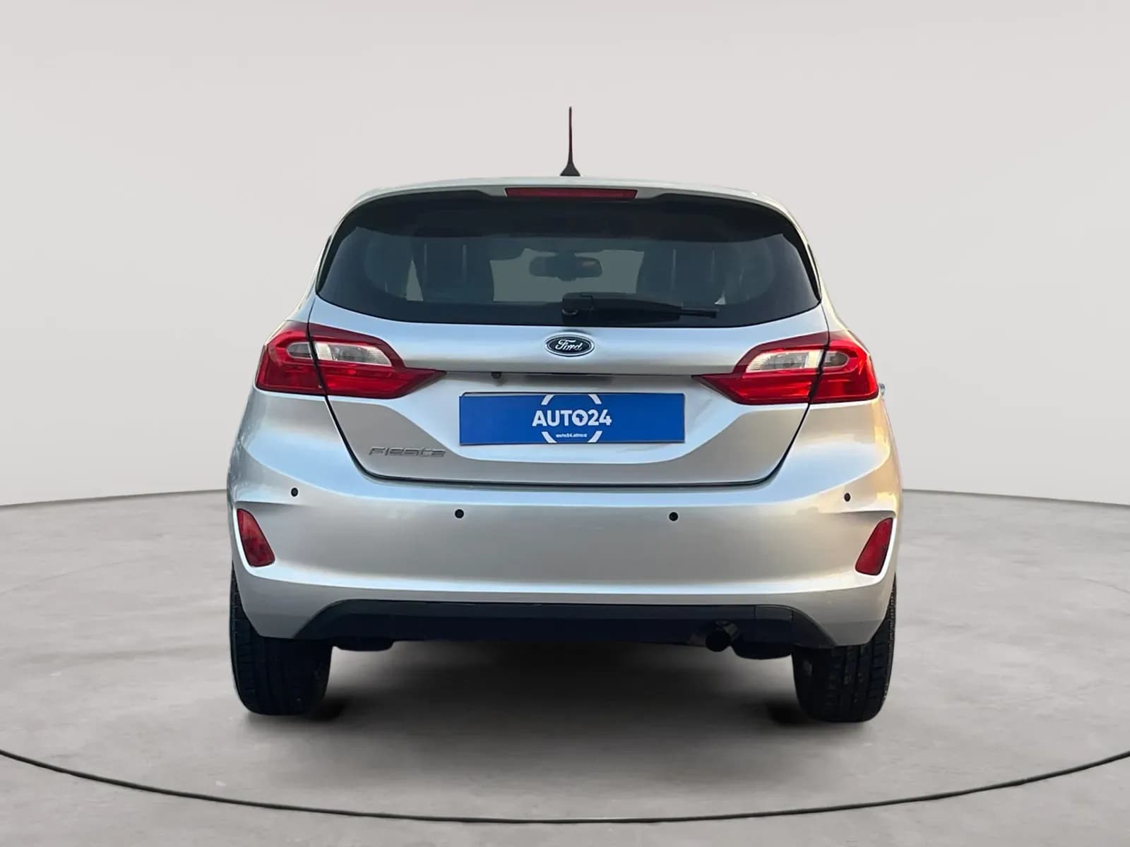 uploads/vehicles/2023/10/1696934321004.webp