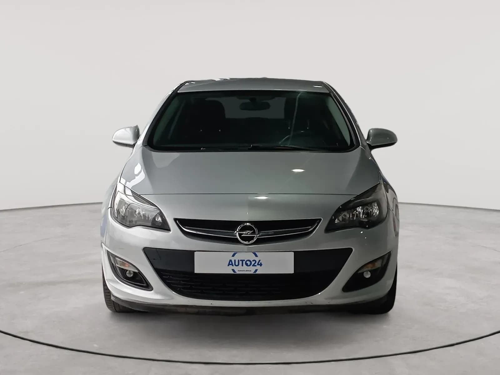 uploads/vehicles/2023/12/1702046538098.webp