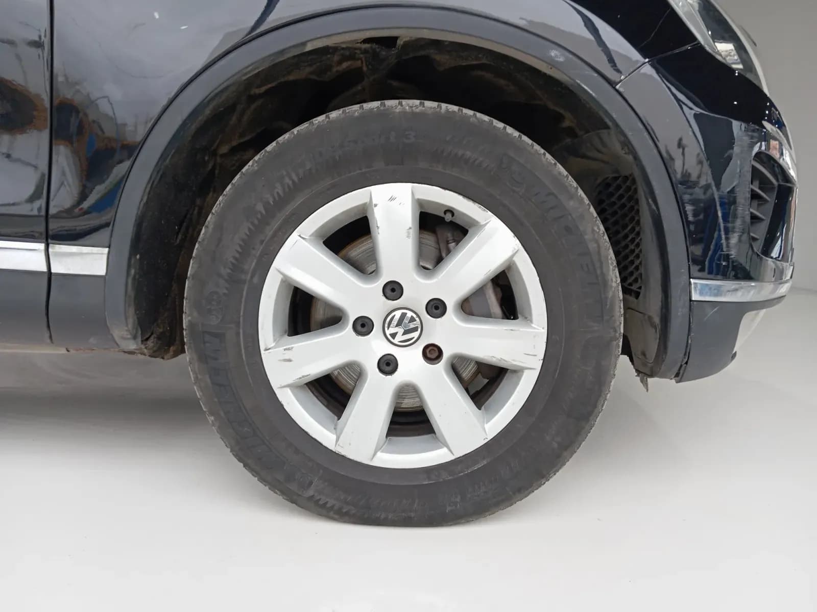 uploads/vehicles/2023/12/1702047038405.webp