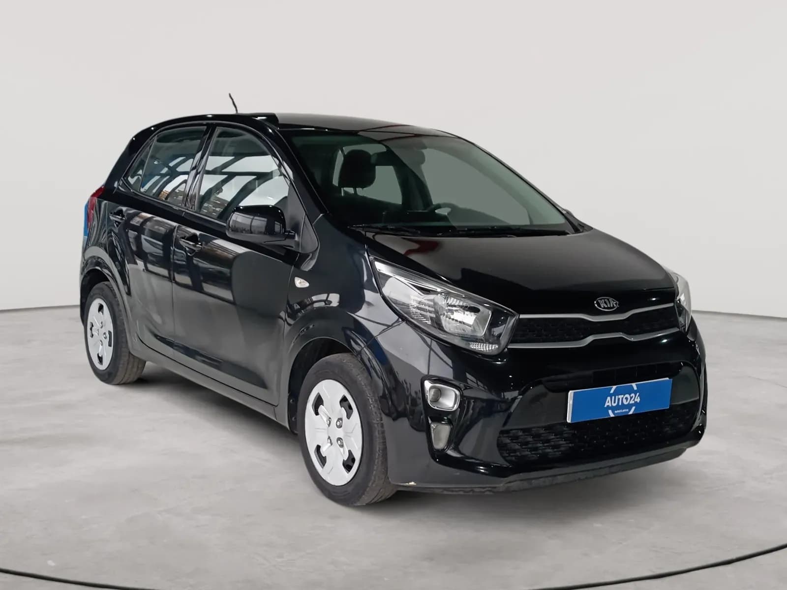 uploads/vehicles/2023/12/1702393737877.webp