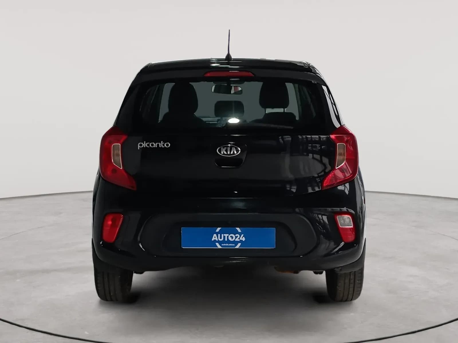 uploads/vehicles/2023/12/1702393738179.webp