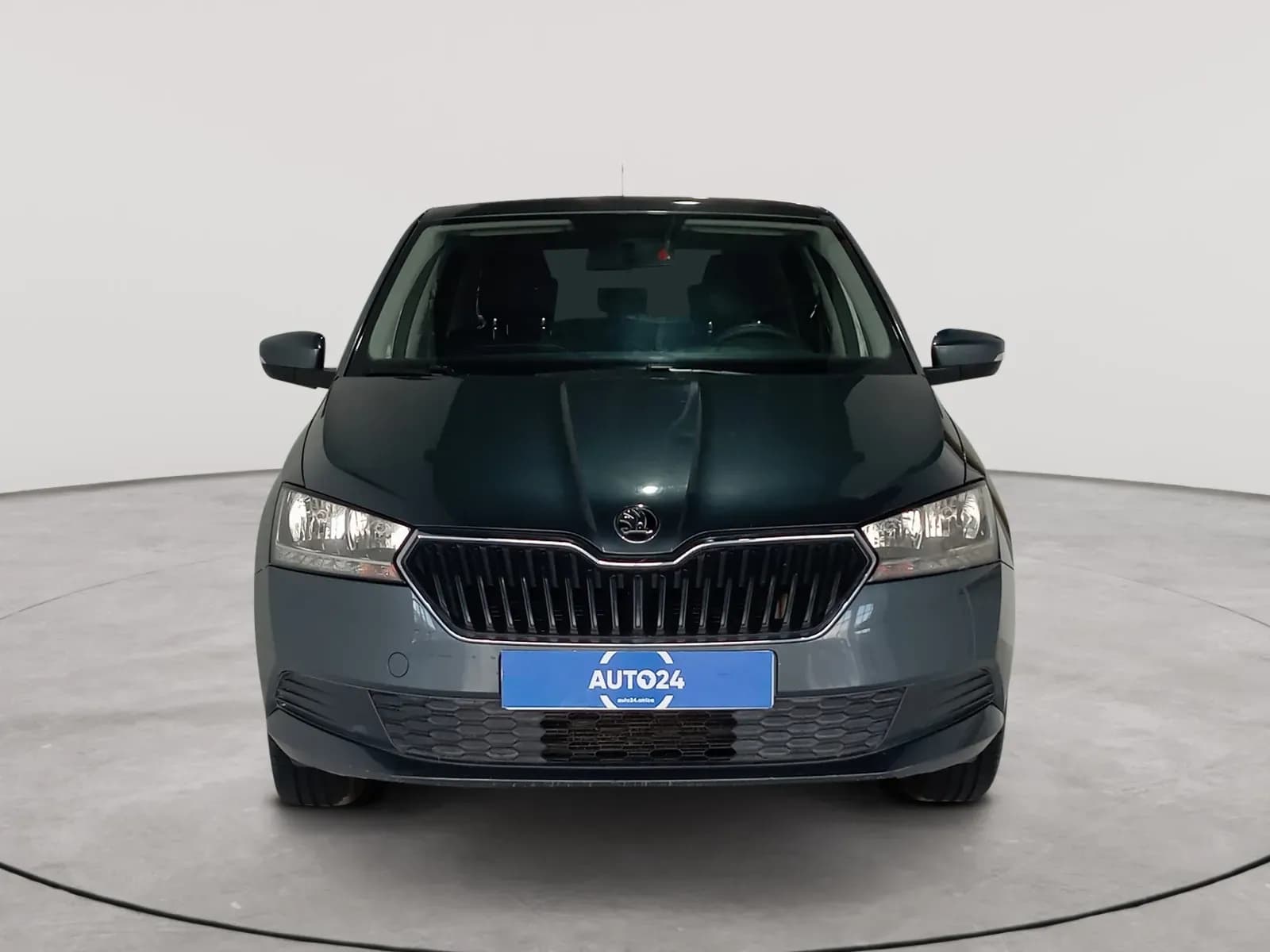 uploads/vehicles/2023/12/1702478115791.webp
