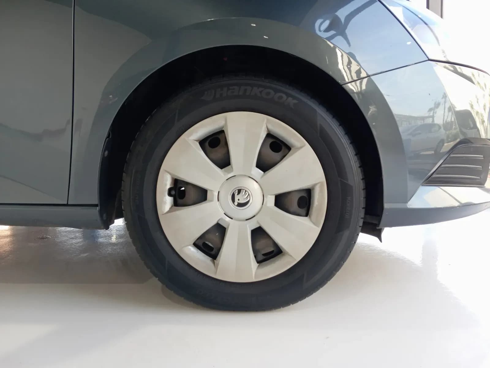 uploads/vehicles/2023/12/1702478117549.webp