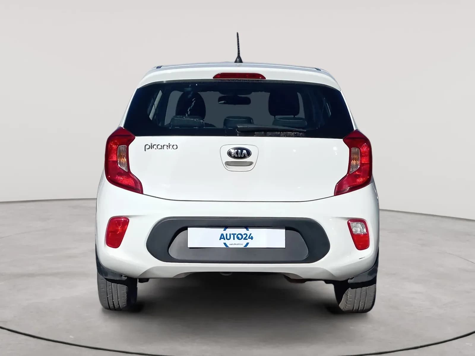 uploads/vehicles/2023/12/1702900885731.webp