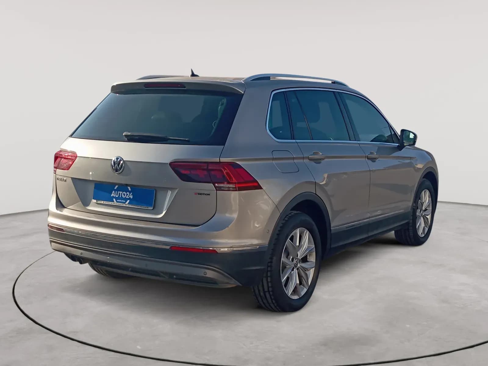 uploads/vehicles/2023/12/1703501537135-391.webp