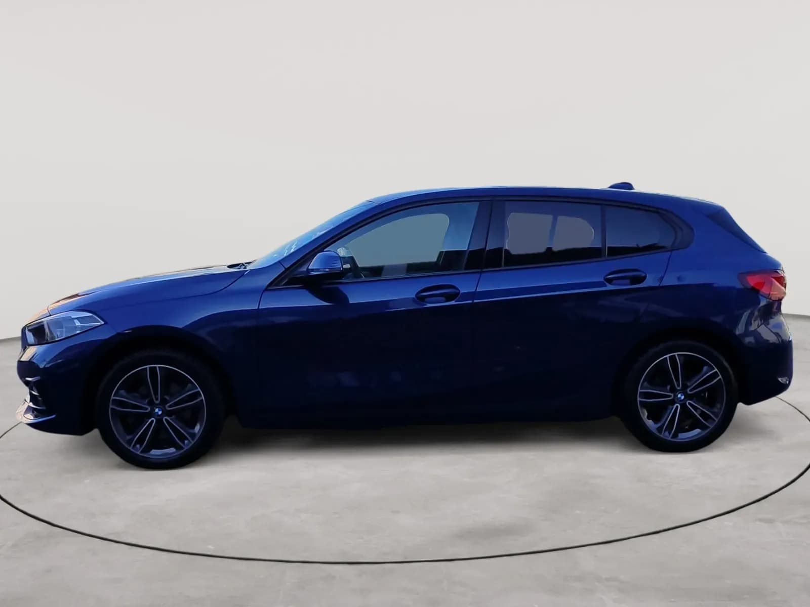 uploads/vehicles/2024/01/1706086660408-944.webp