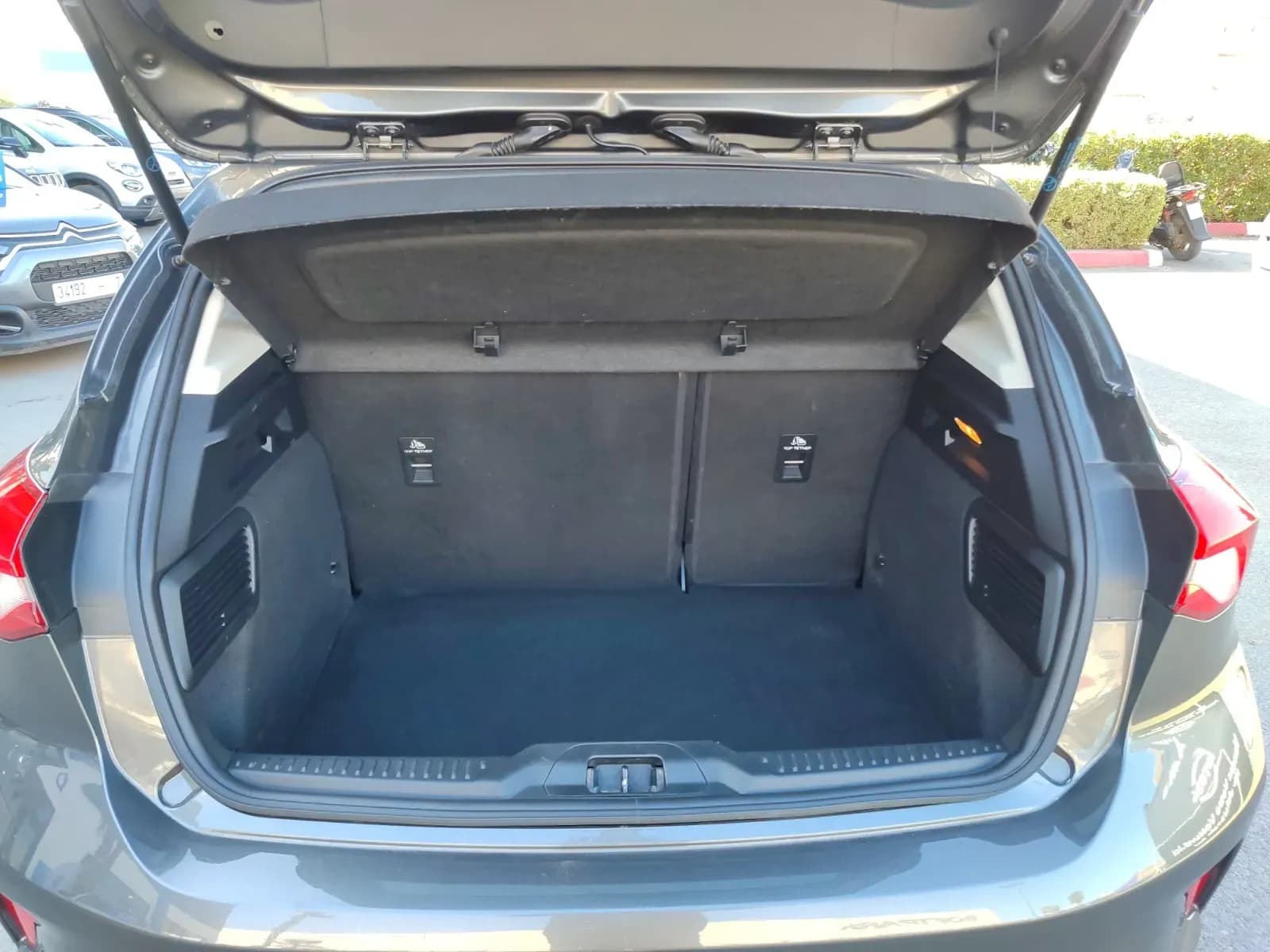 uploads/vehicles/2024/01/1706528423817-266.webp
