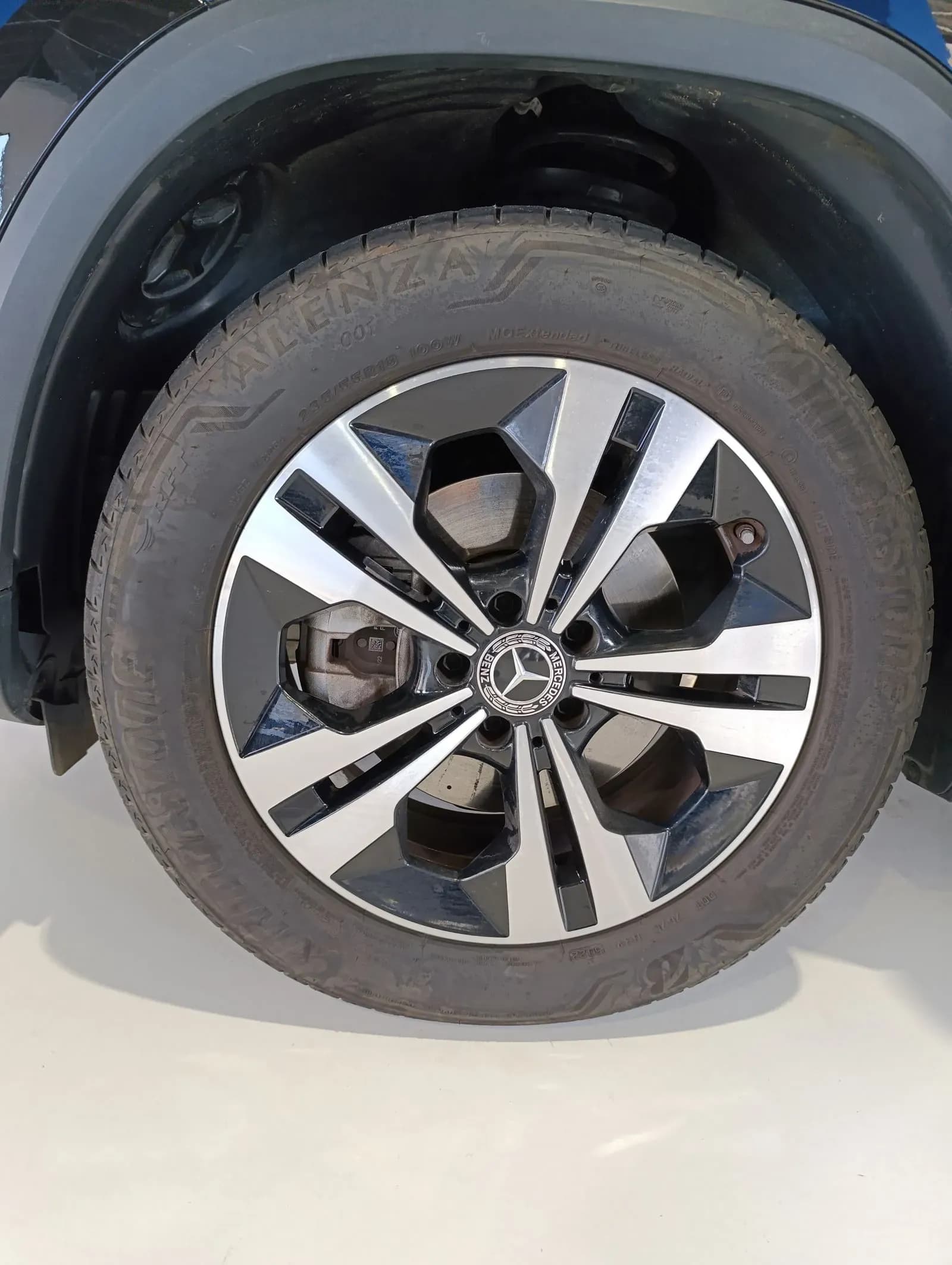 uploads/vehicles/2024/02/1711022983801-235.webp
