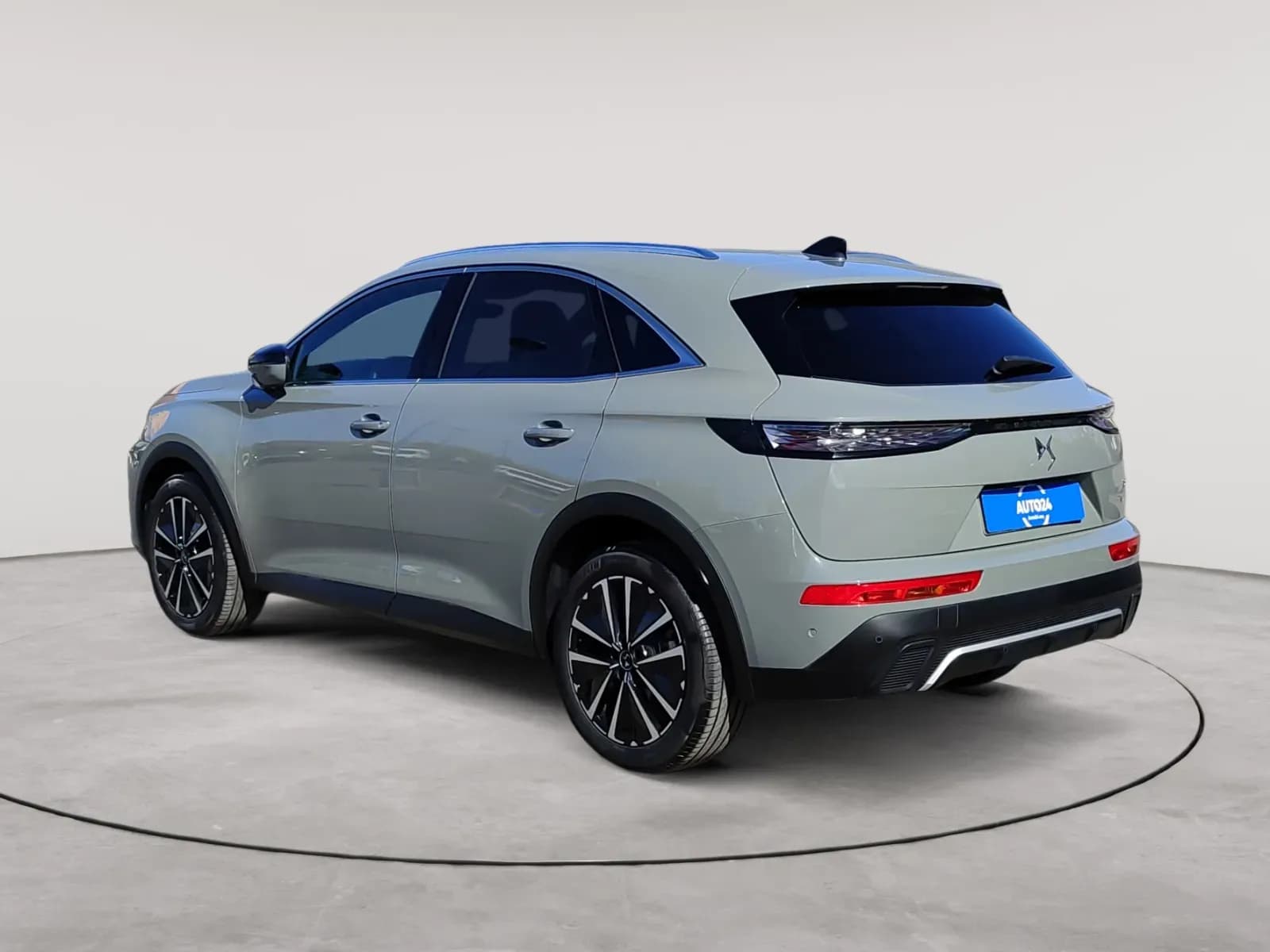 uploads/vehicles/2024/04/1713348894145-556.webp