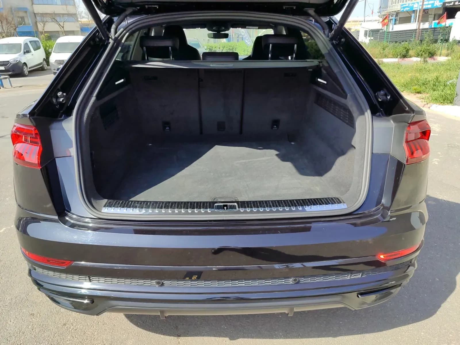 uploads/vehicles/2024/04/1713521583696-377.webp