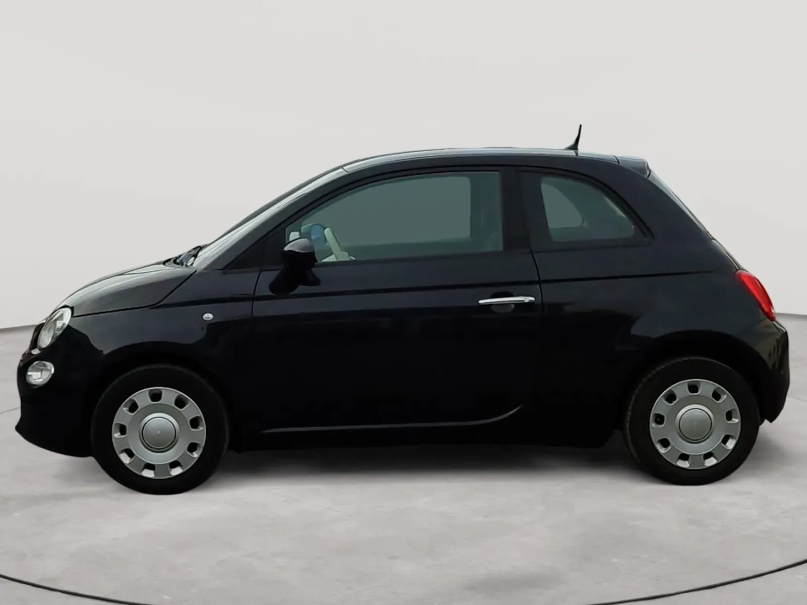 uploads/vehicles/2024/04/1713802315466-775.webp