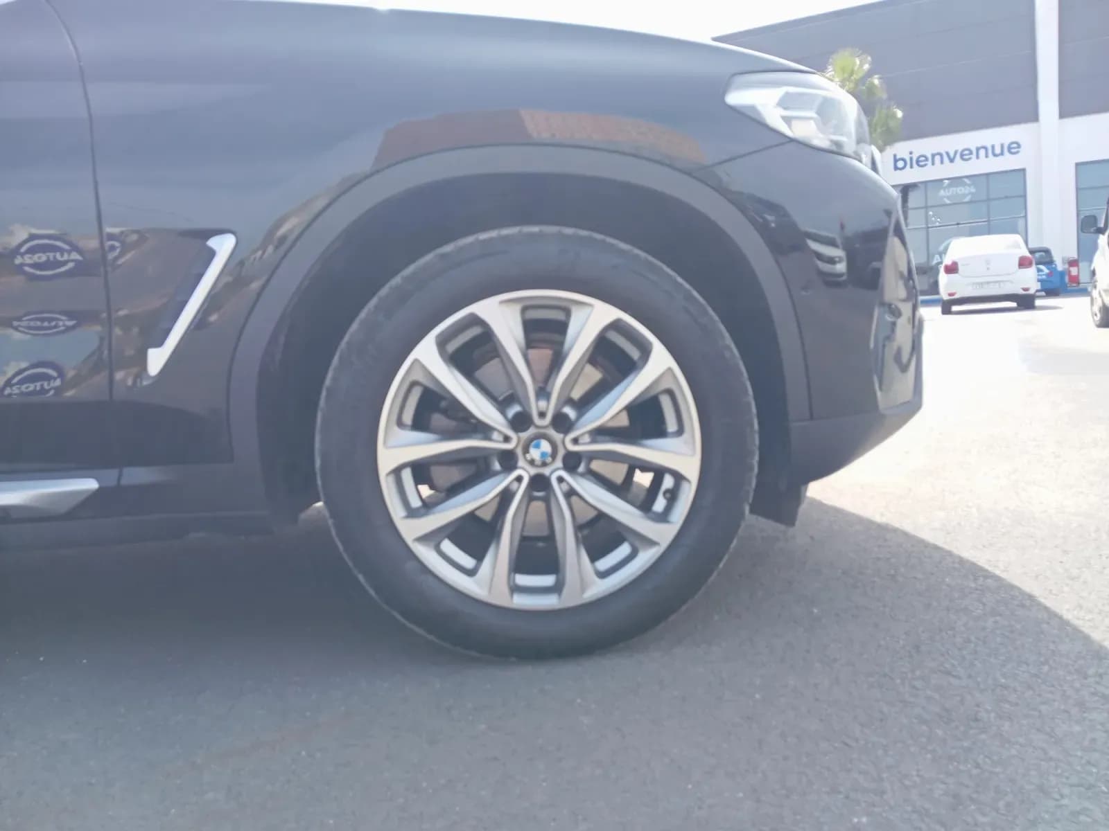 uploads/vehicles/2024/05/1715010784153-256.webp