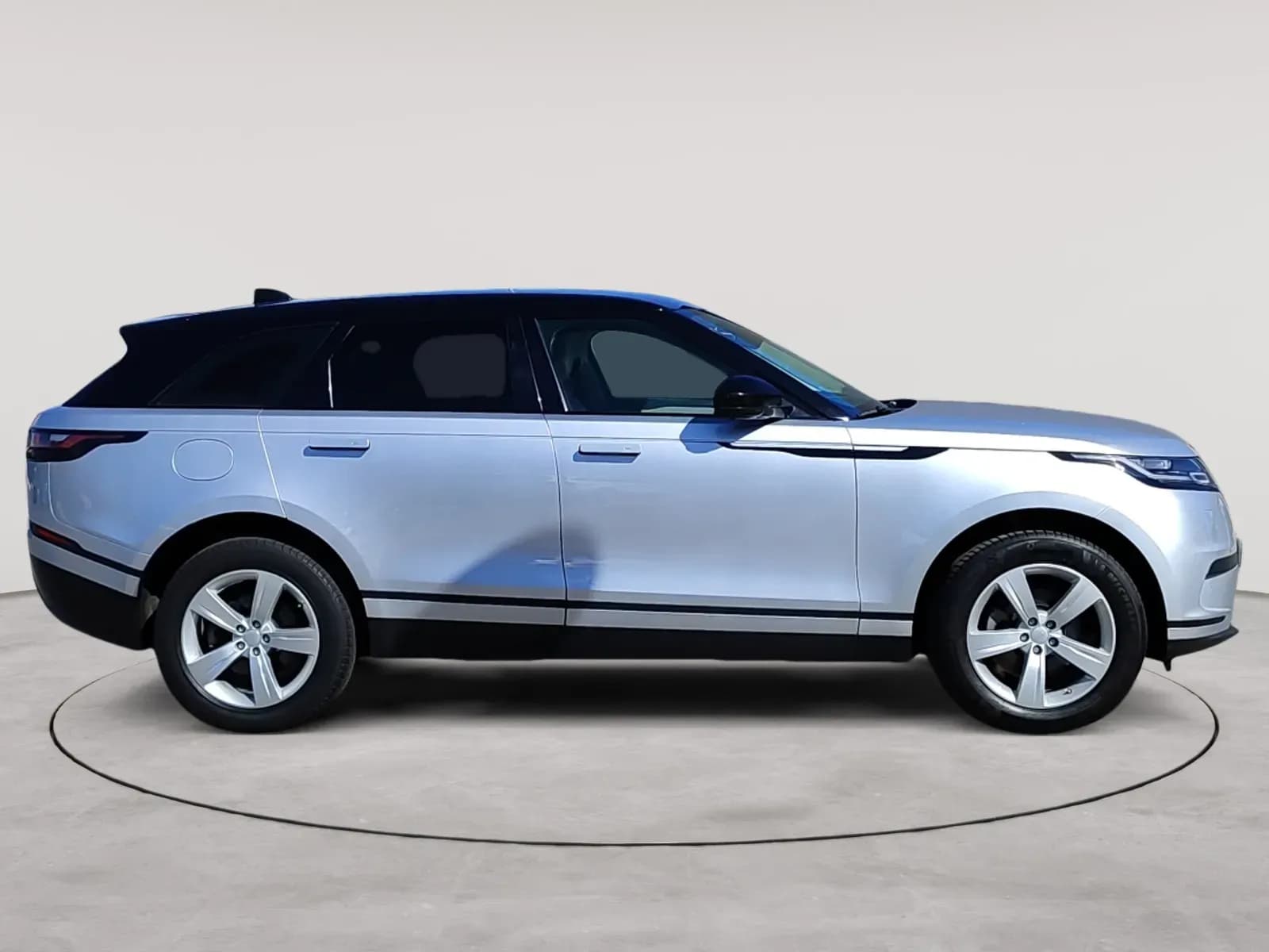 uploads/vehicles/2024/05/1715081046901-357.webp