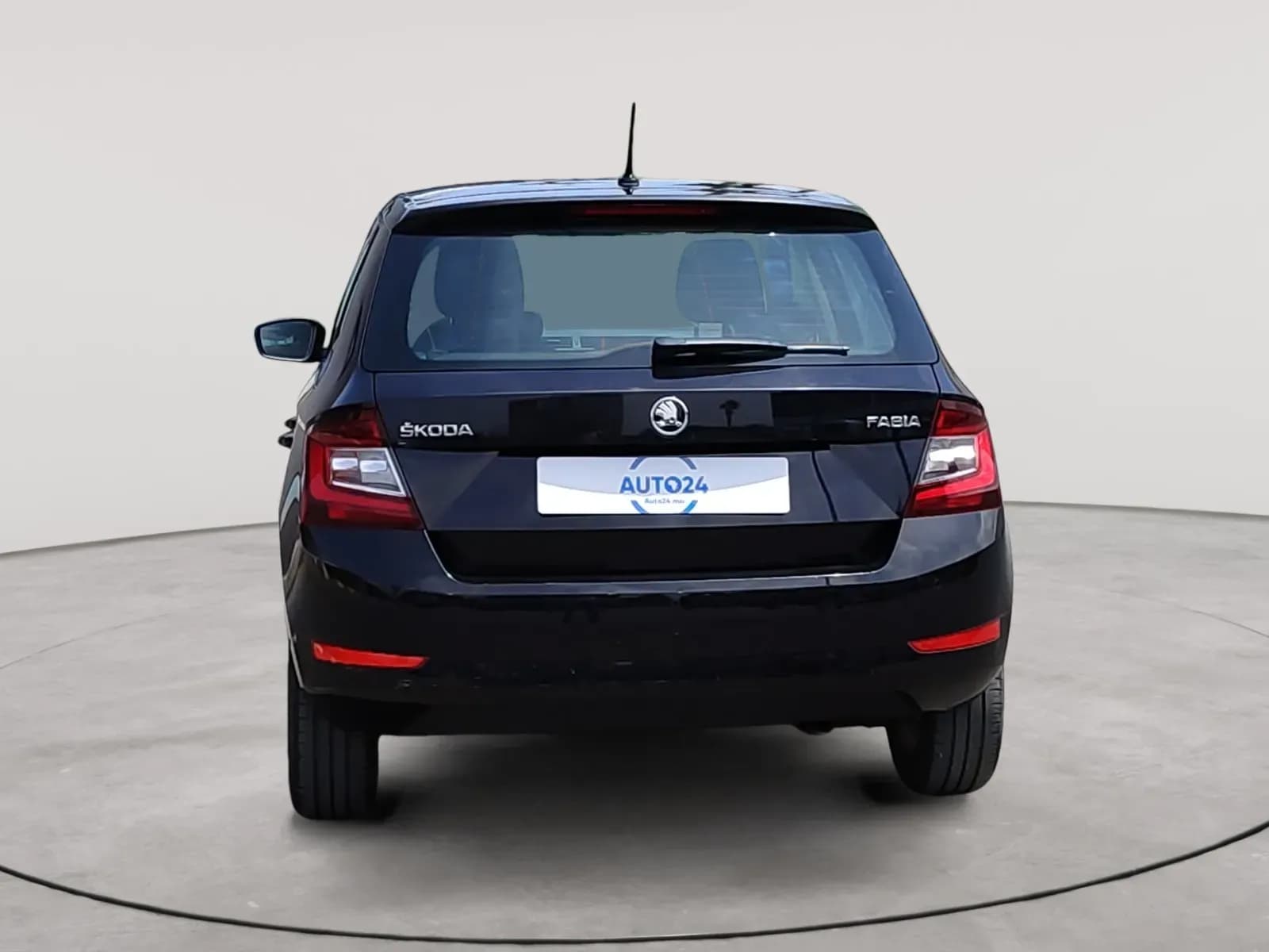 uploads/vehicles/2024/05/1715681668872-414.webp