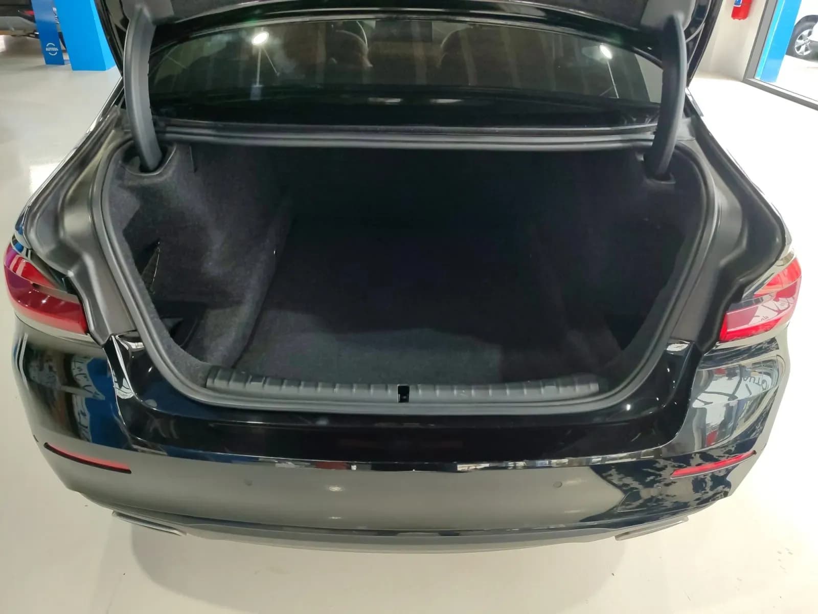 uploads/vehicles/2024/07/1719922063641-787.webp