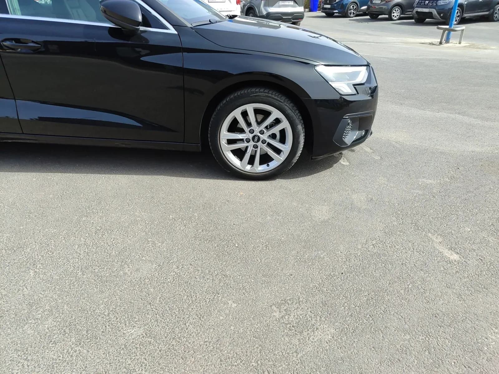 uploads/vehicles/2024/07/1721377561120-124.webp