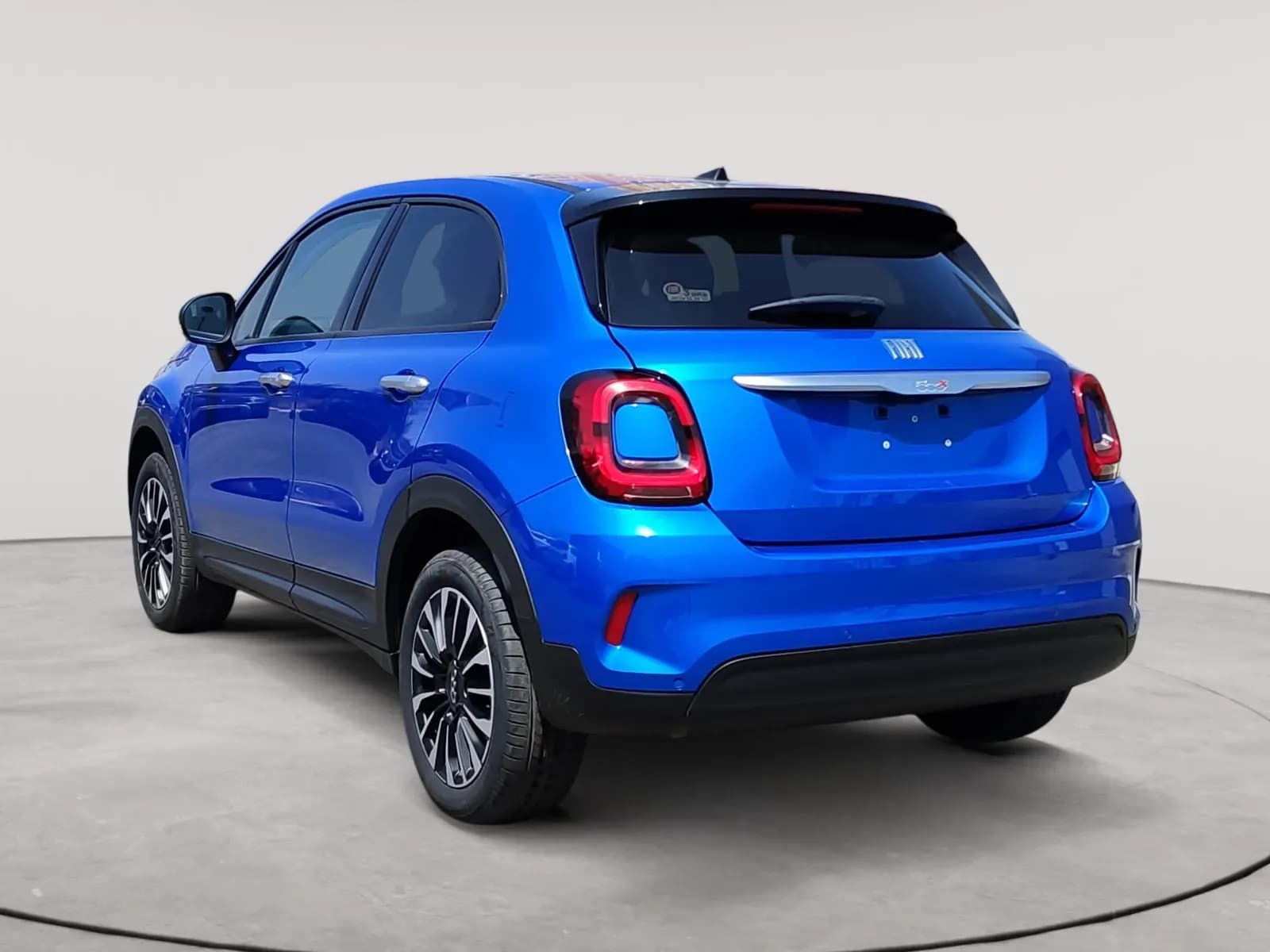 uploads/vehicles/2024/07/1721918368695-240.webp