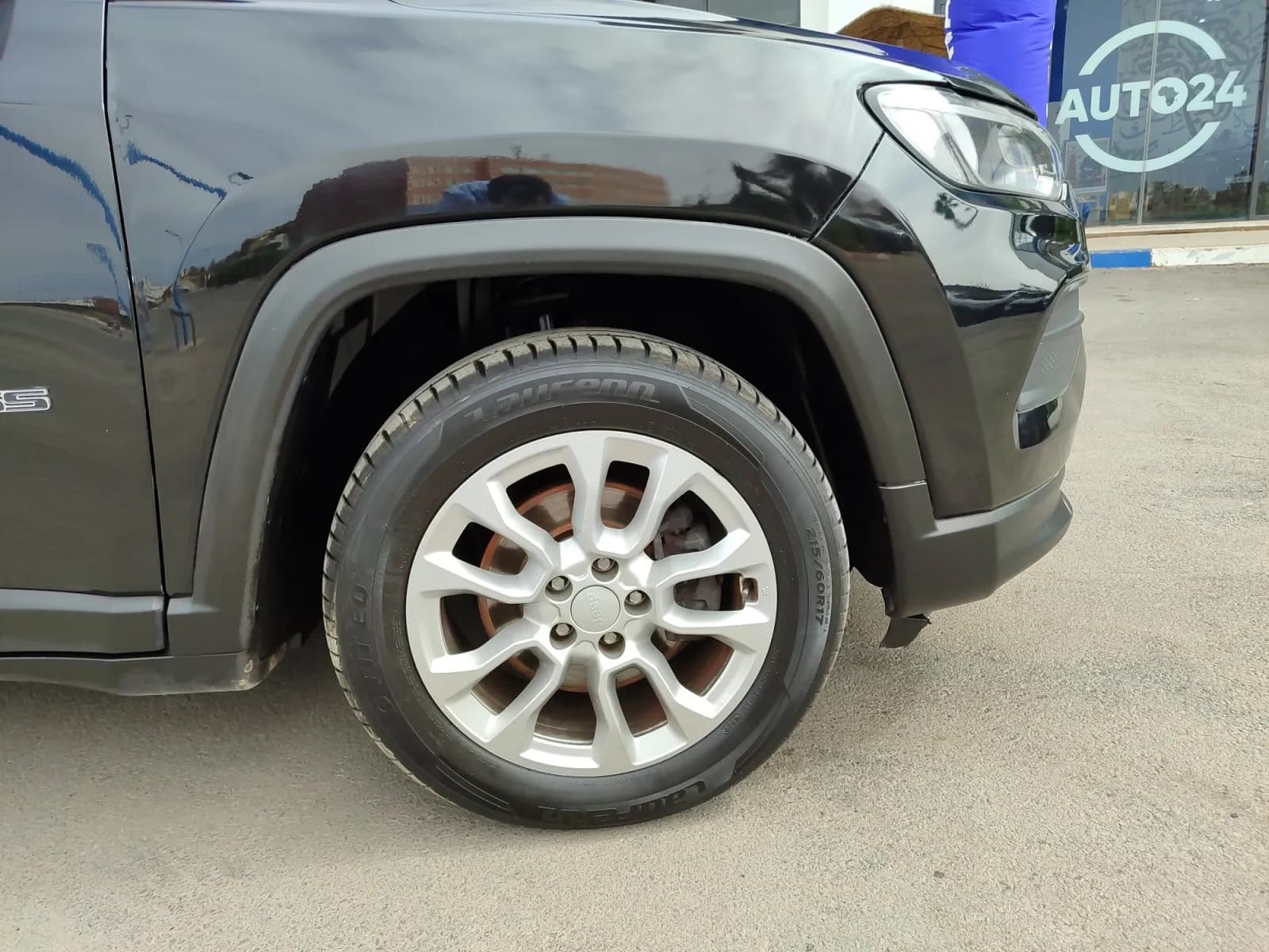 uploads/vehicles/2024/10/1727798706706-130.webp