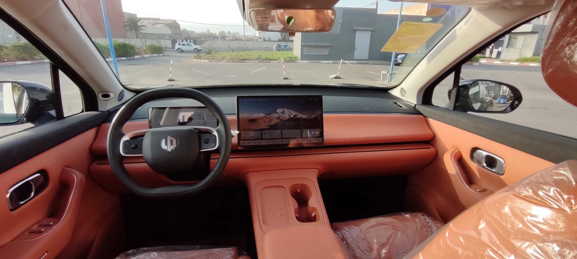 uploads/vehicles/2024/10/1728661132838-182.webp