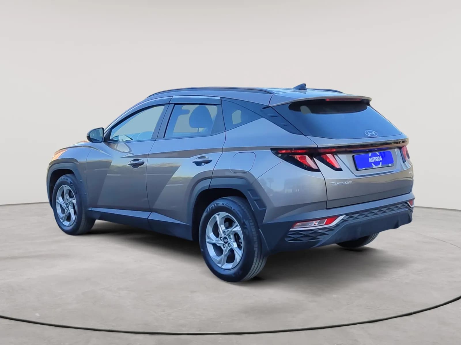 uploads/vehicles/2024/10/1729006273873-978.webp