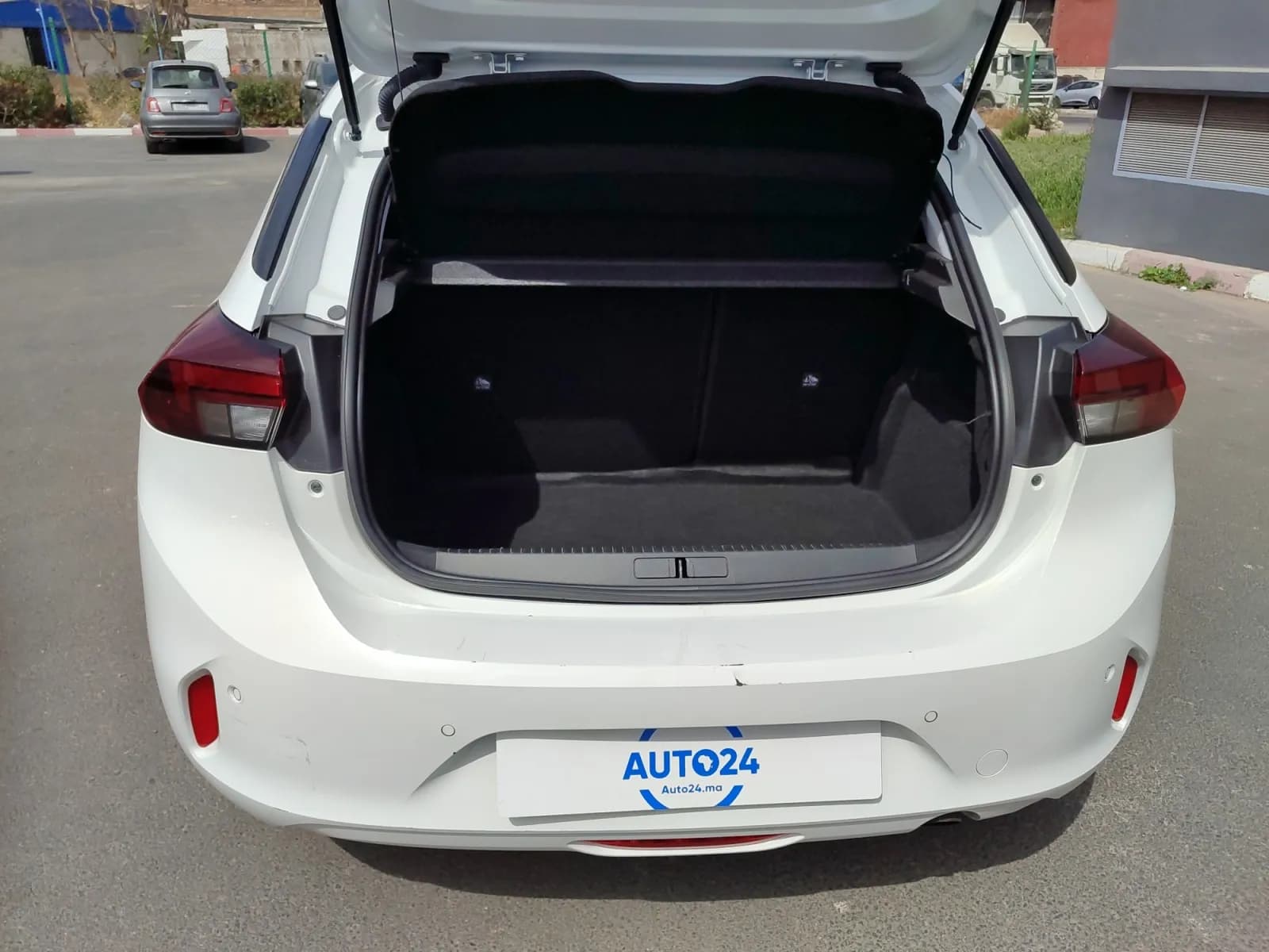 uploads/vehicles/2024/11/1732091408757-111.webp