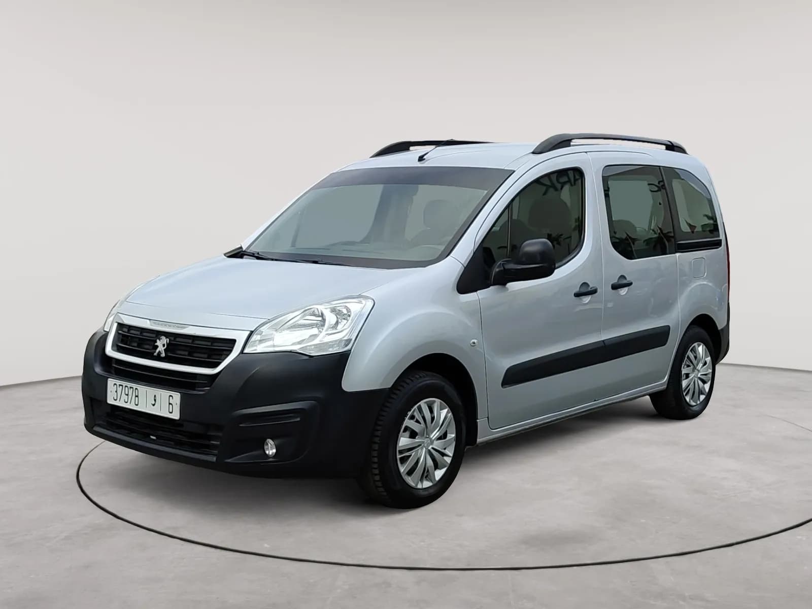 uploads/vehicles/2024/11/1732092765014-954.webp
