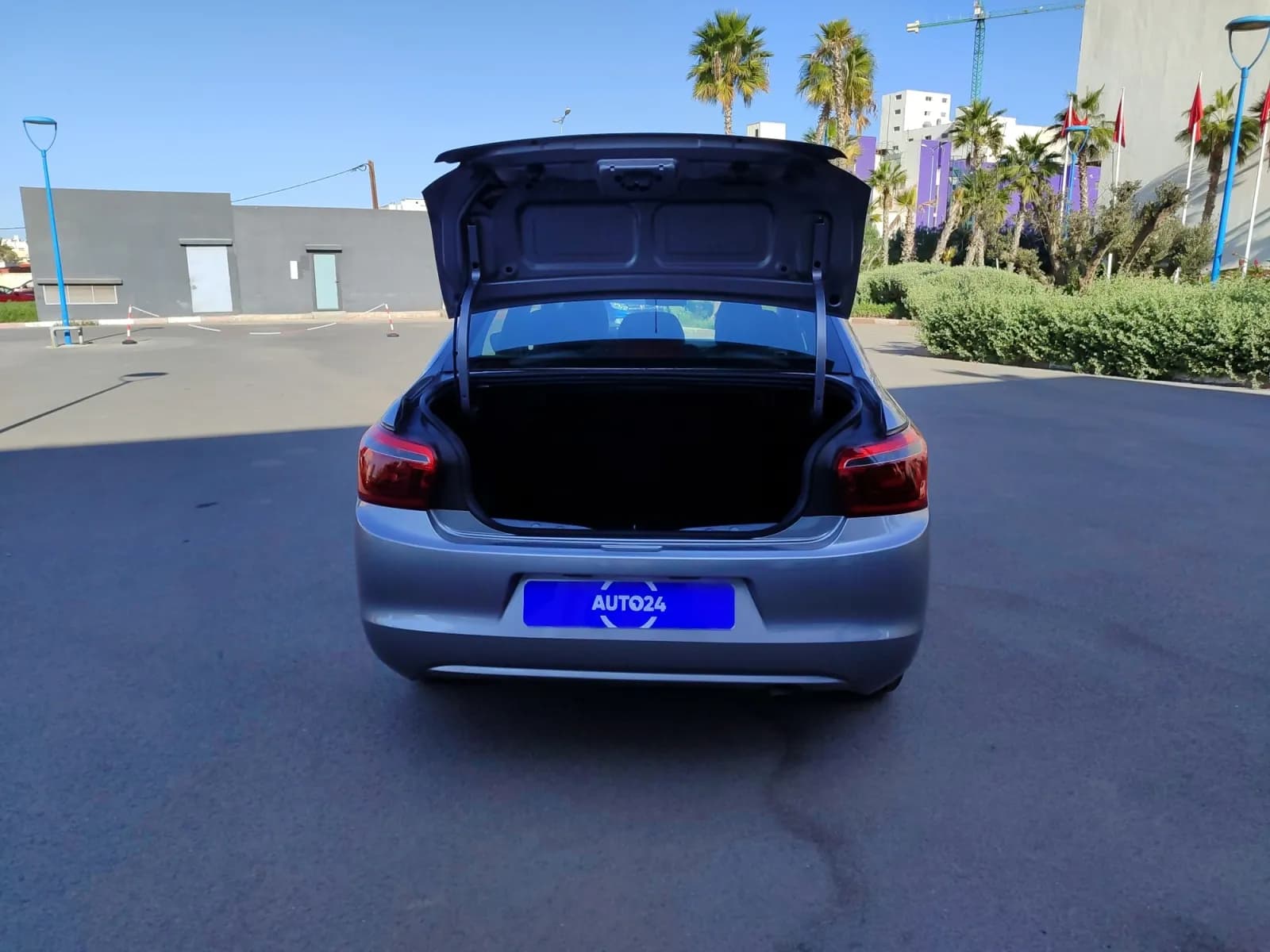 uploads/vehicles/2024/11/1732201194467-497.webp