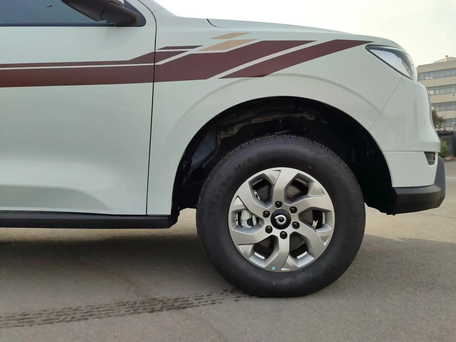 uploads/vehicles/2024/11/1732721983470-414.webp