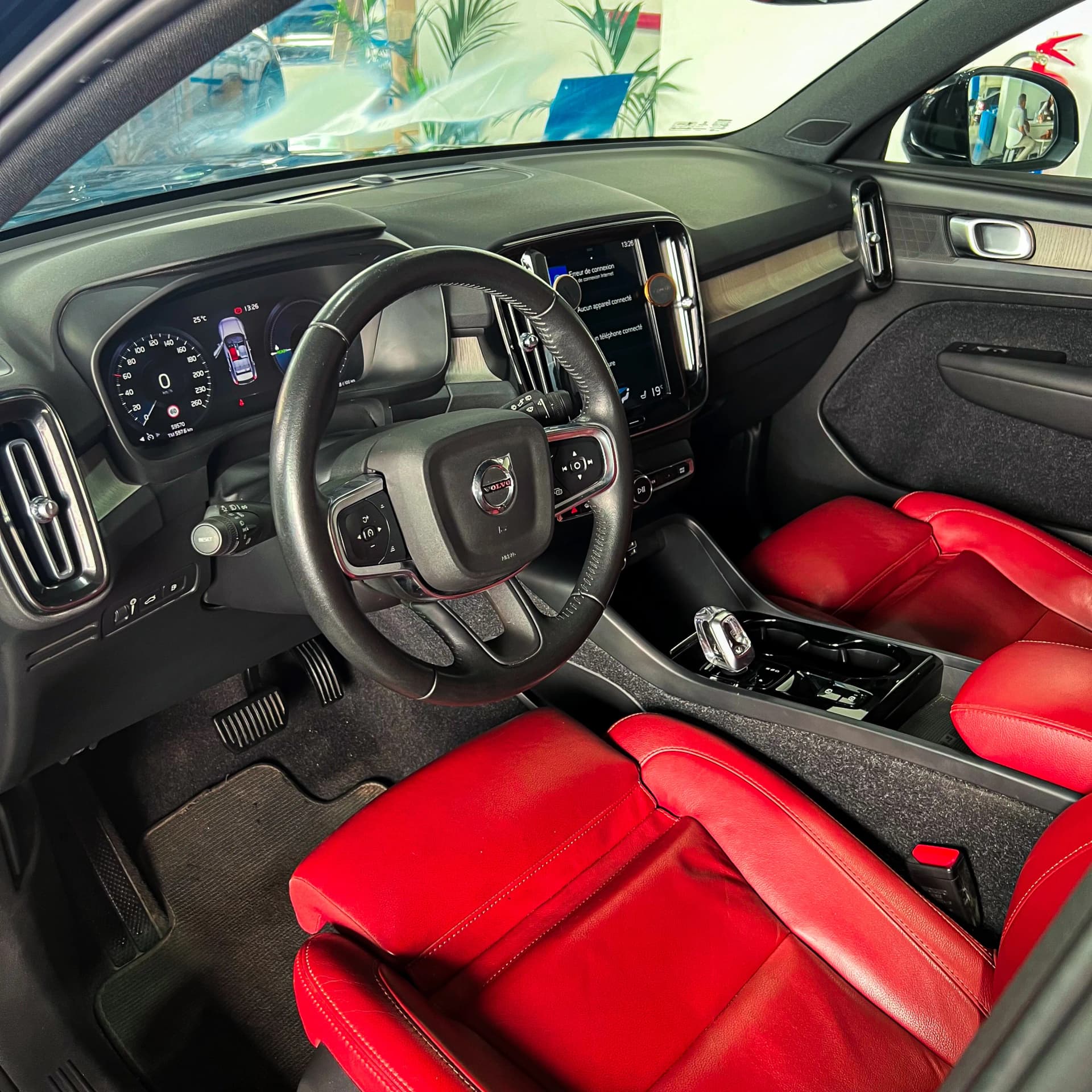 uploads/vehicles/2024/11/1732898419600-836.webp