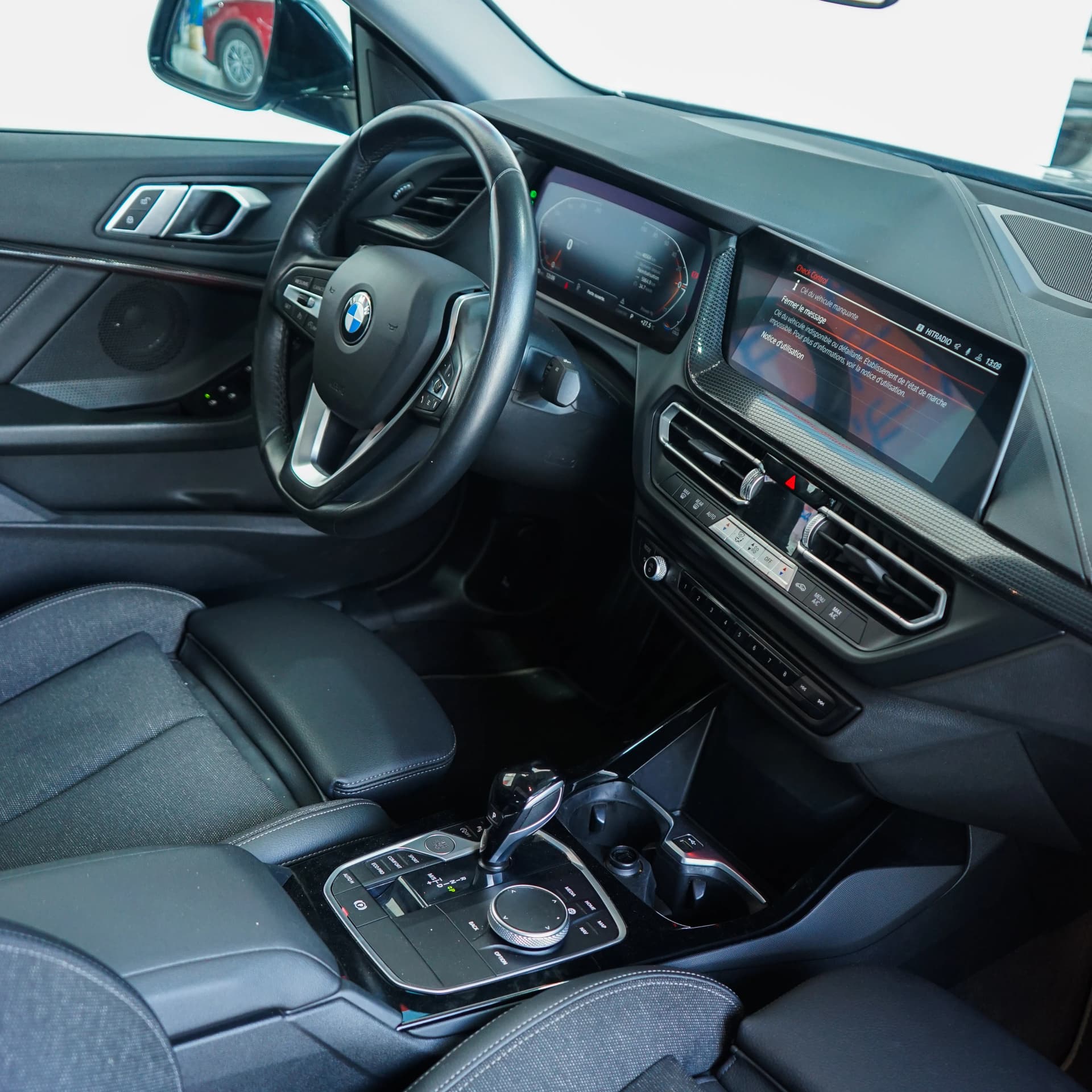 uploads/vehicles/2024/11/1732900590855-779.webp