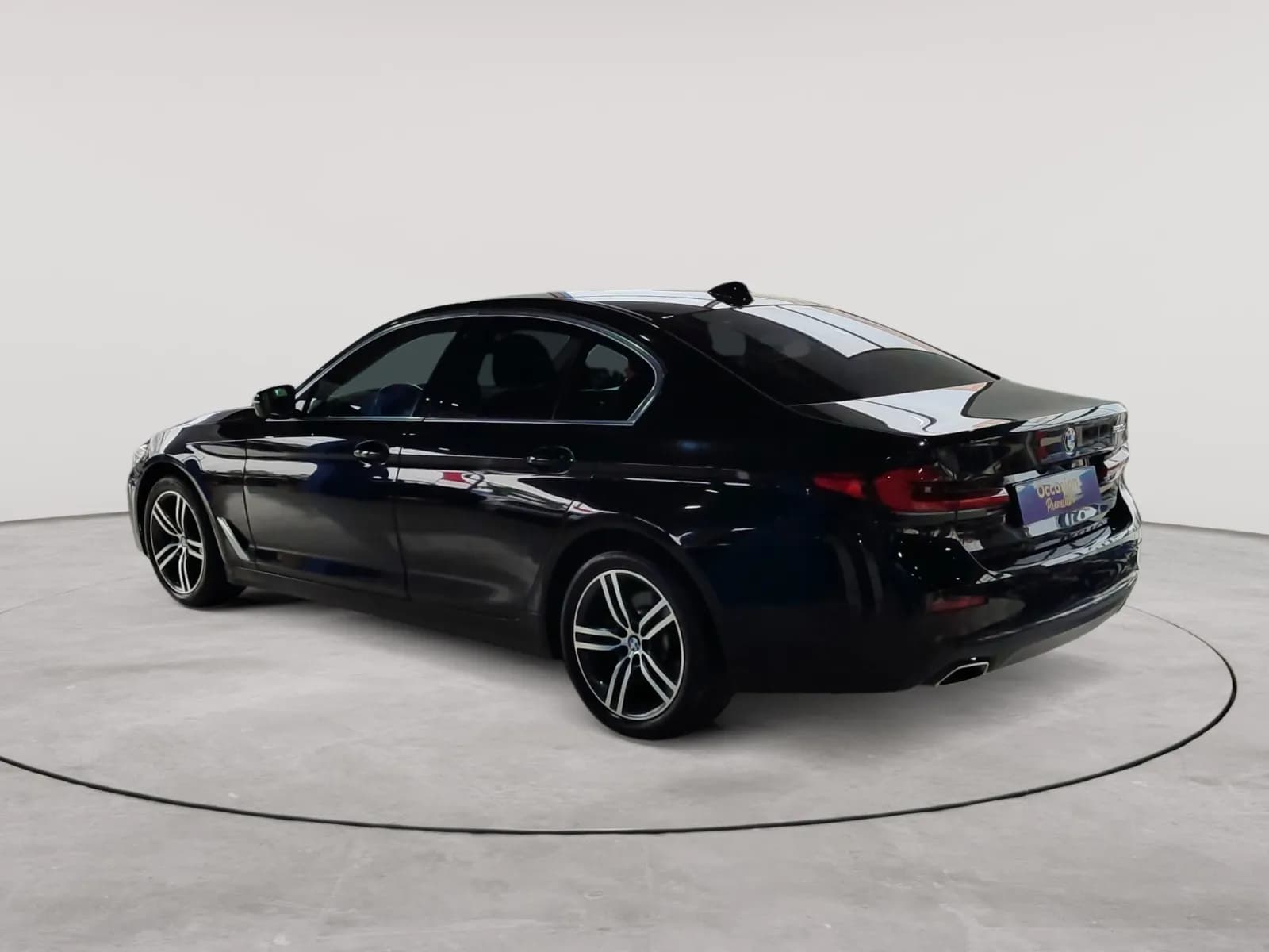 uploads/vehicles/2024/12/1733216597890-536.webp