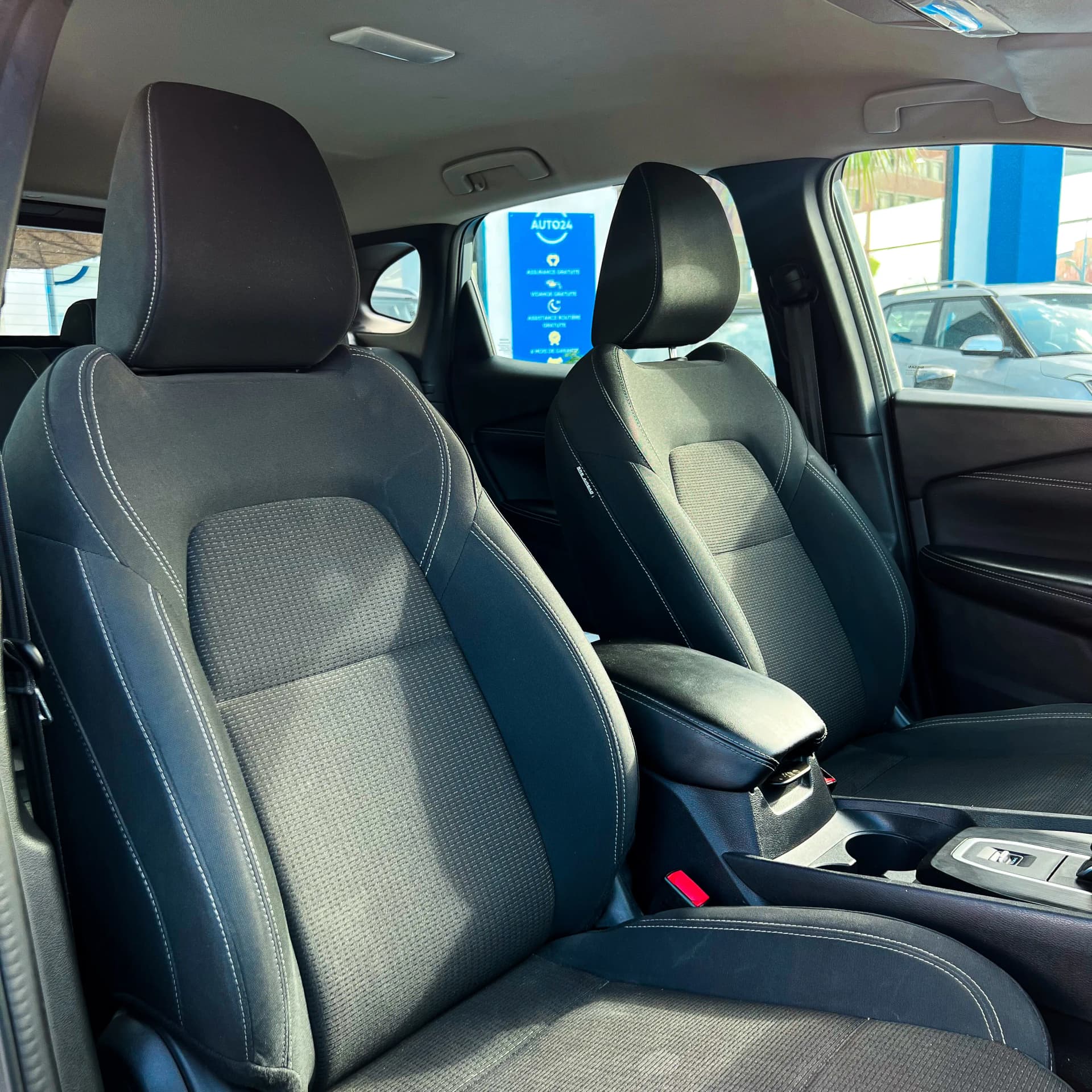 uploads/vehicles/2024/12/1733220366433-704.webp