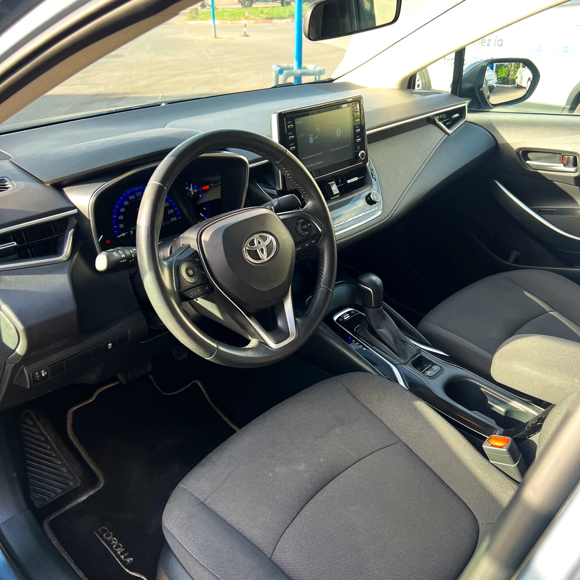 uploads/vehicles/2024/12/1733220930734-970.webp