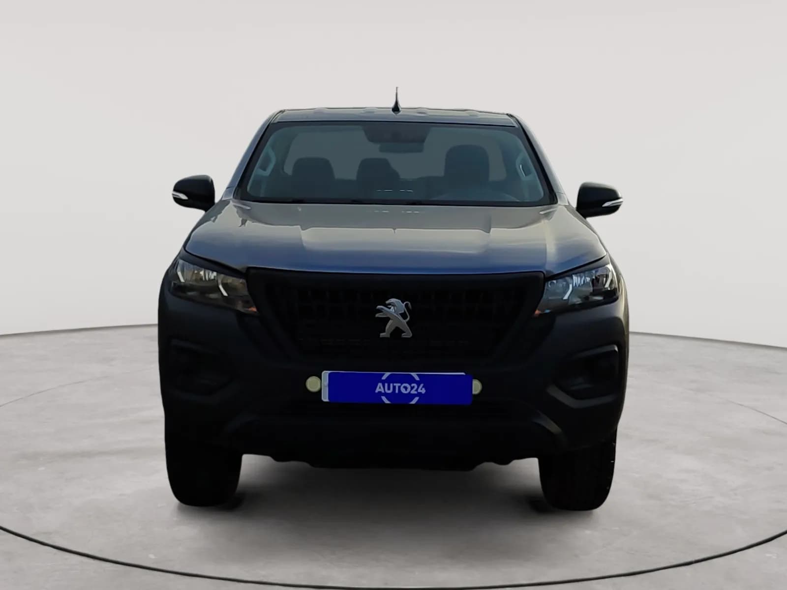 uploads/vehicles/2024/12/1733235915766-595.webp