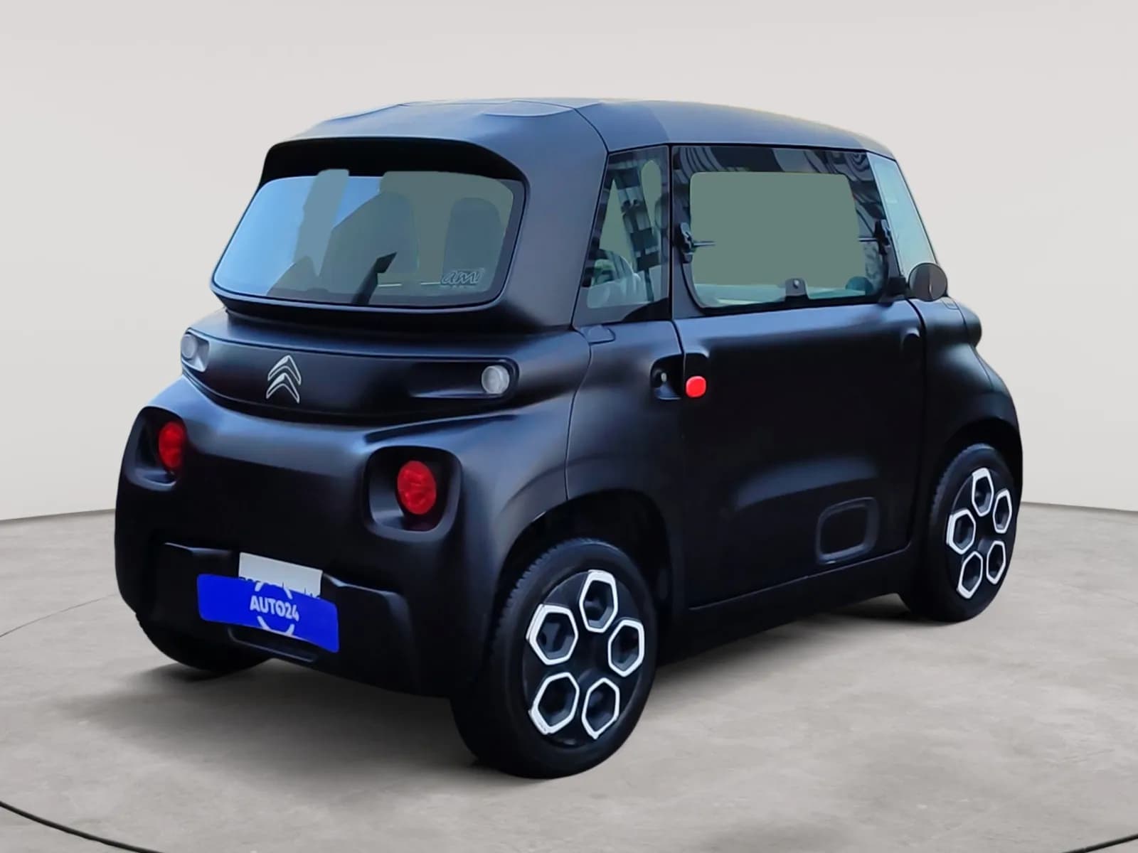 uploads/vehicles/2024/12/1733395243709-321.webp