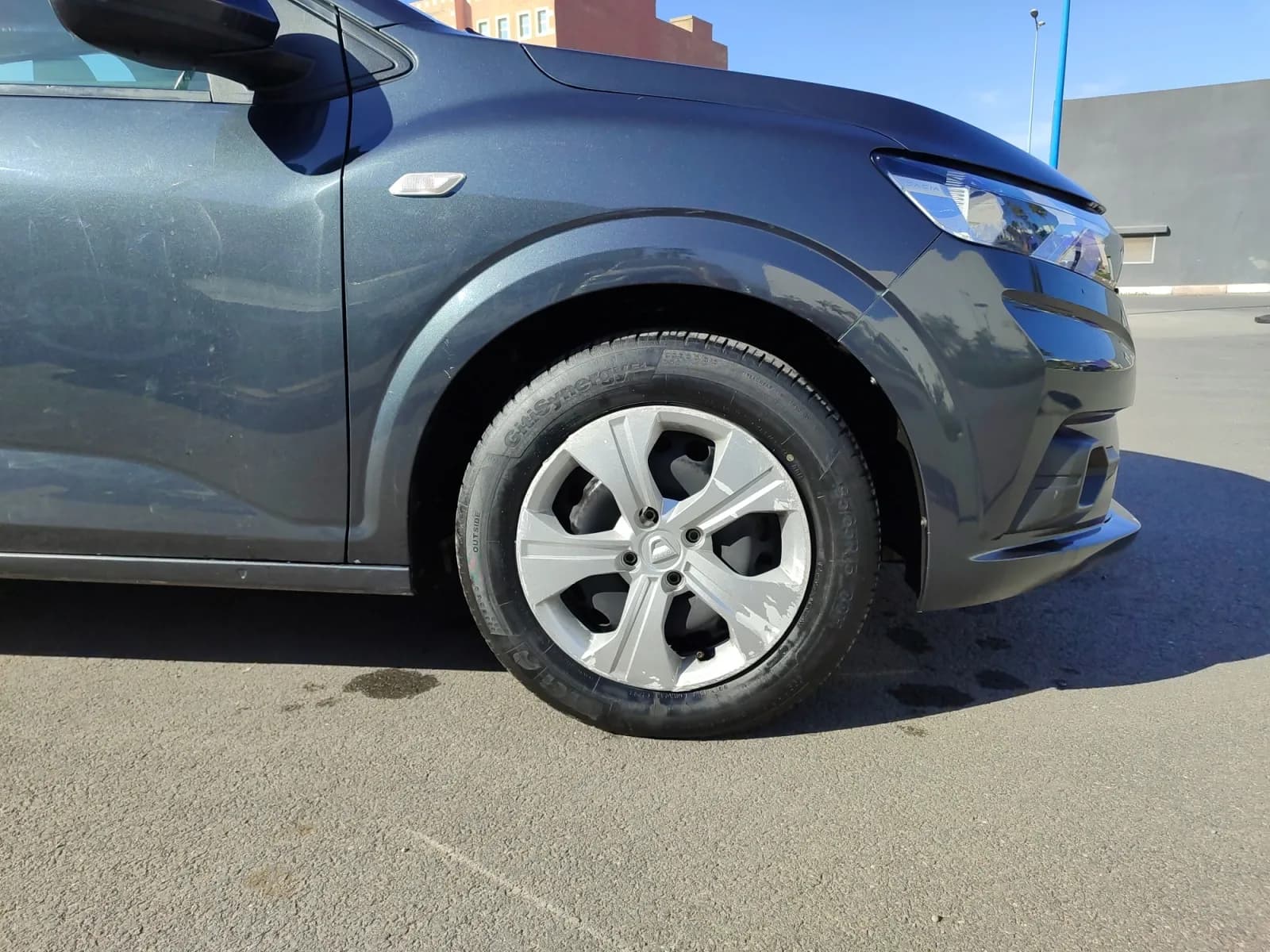 uploads/vehicles/2024/12/1734365278886-627.webp