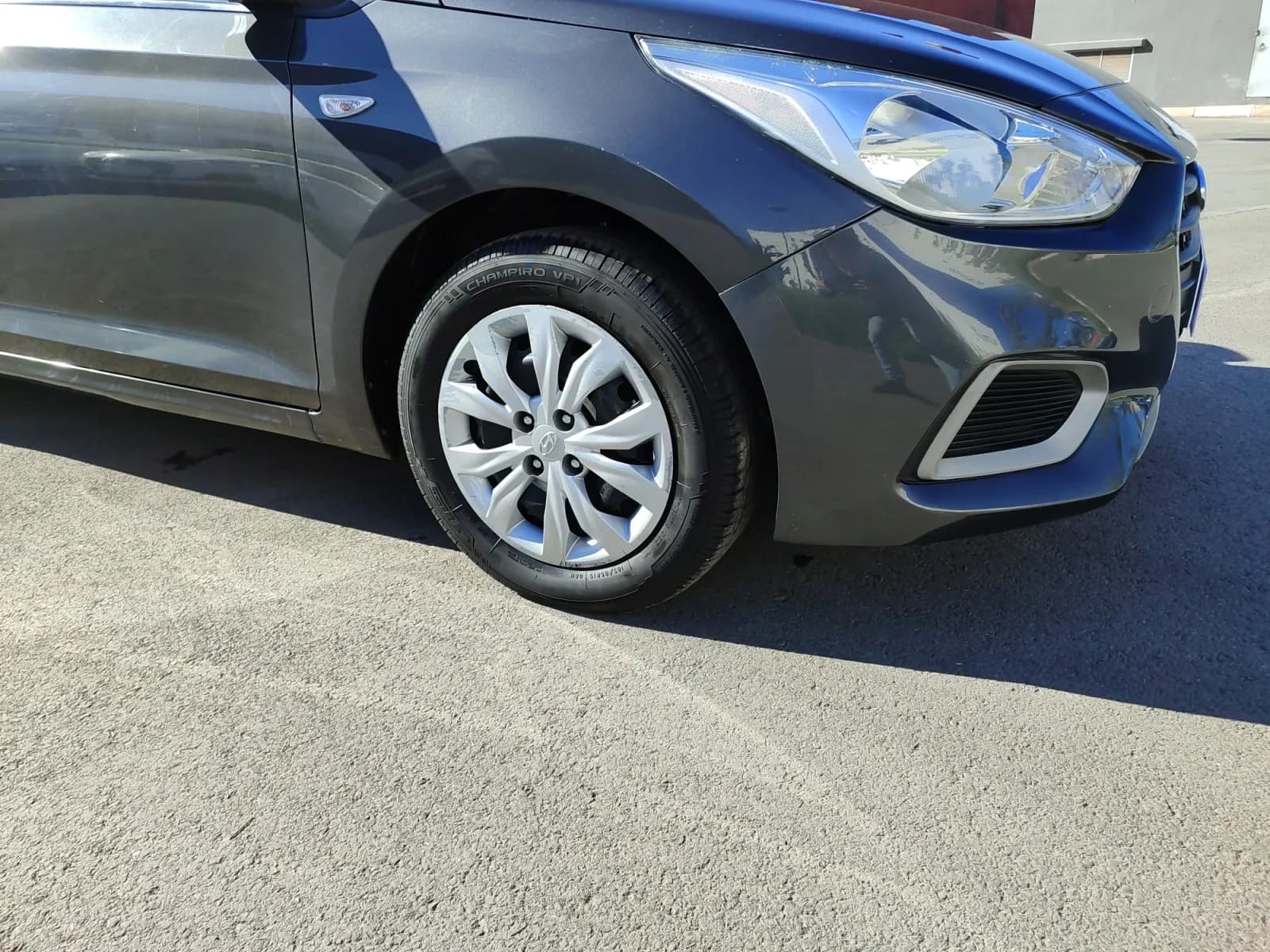 uploads/vehicles/2024/12/1734370776885-800.webp