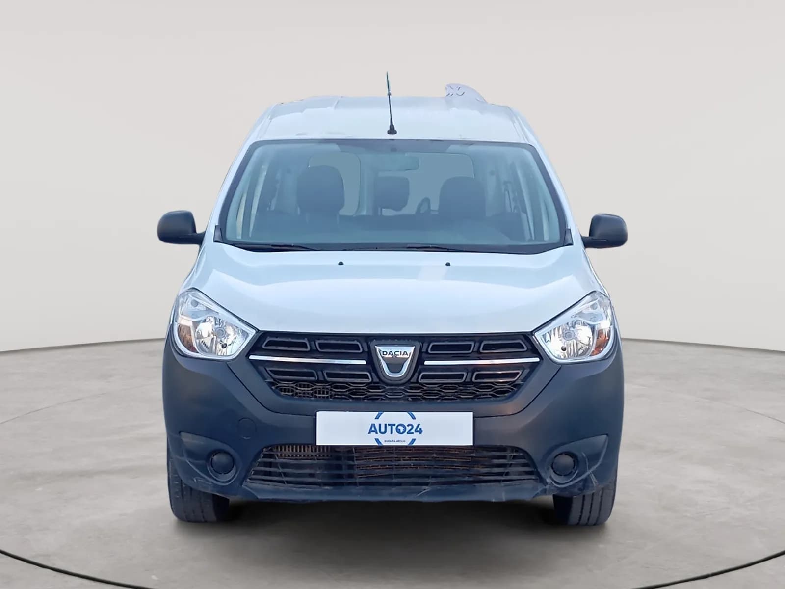 uploads/vehicles/2024/12/1734526414861-718.webp