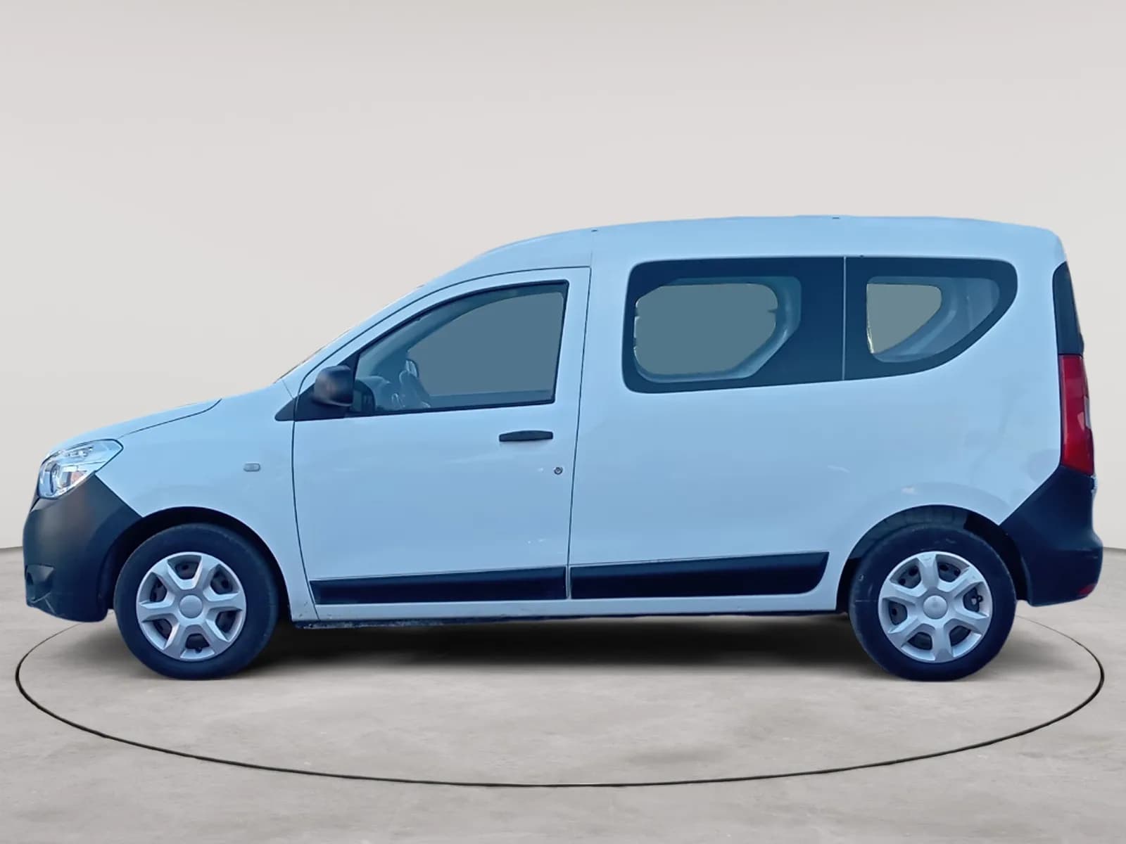 uploads/vehicles/2024/12/1734526416820-592.webp