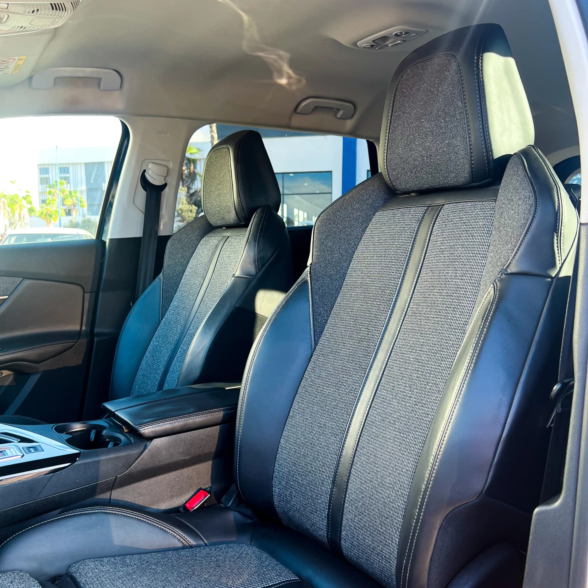 uploads/vehicles/2024/12/1734689735296-953.webp