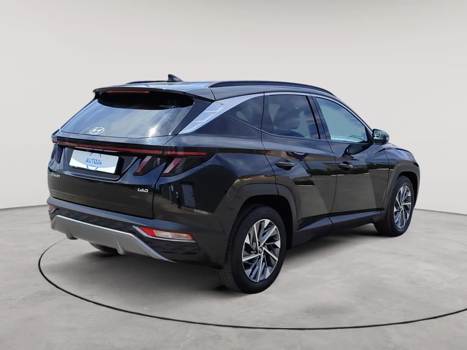 uploads/vehicles/2024/12/1734953143627-685.webp