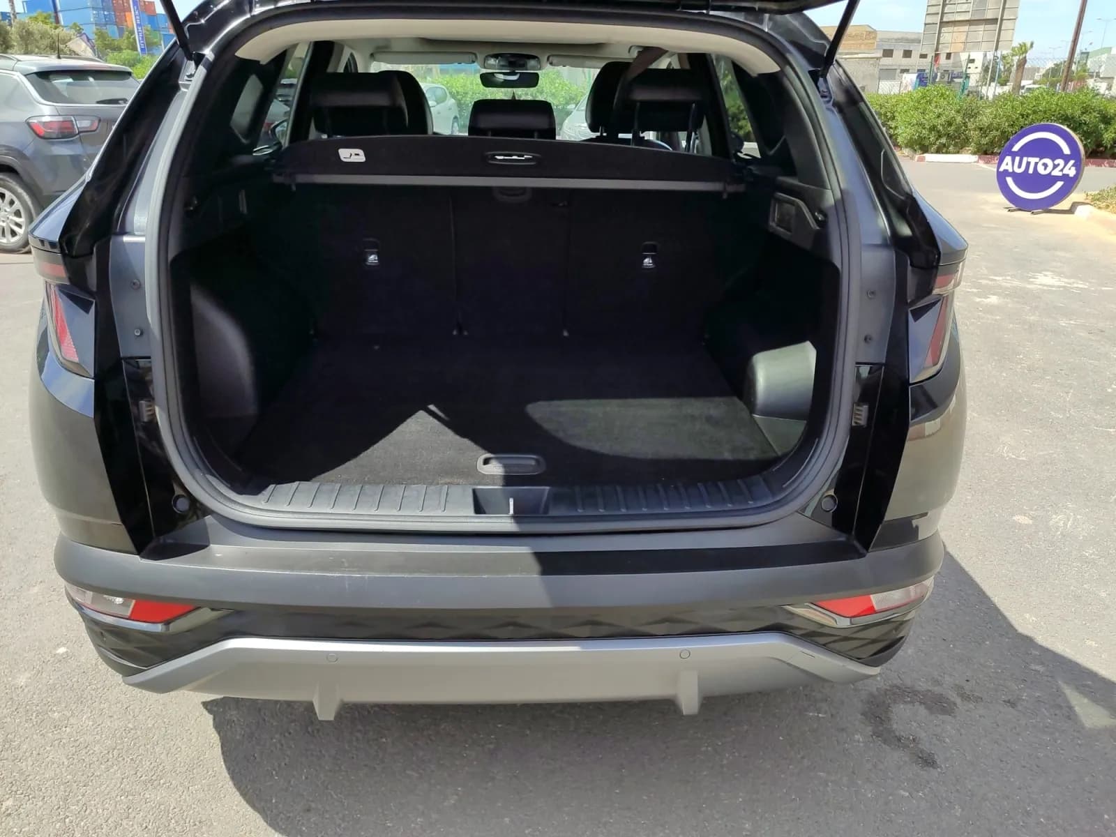 uploads/vehicles/2024/12/1734953144927-269.webp