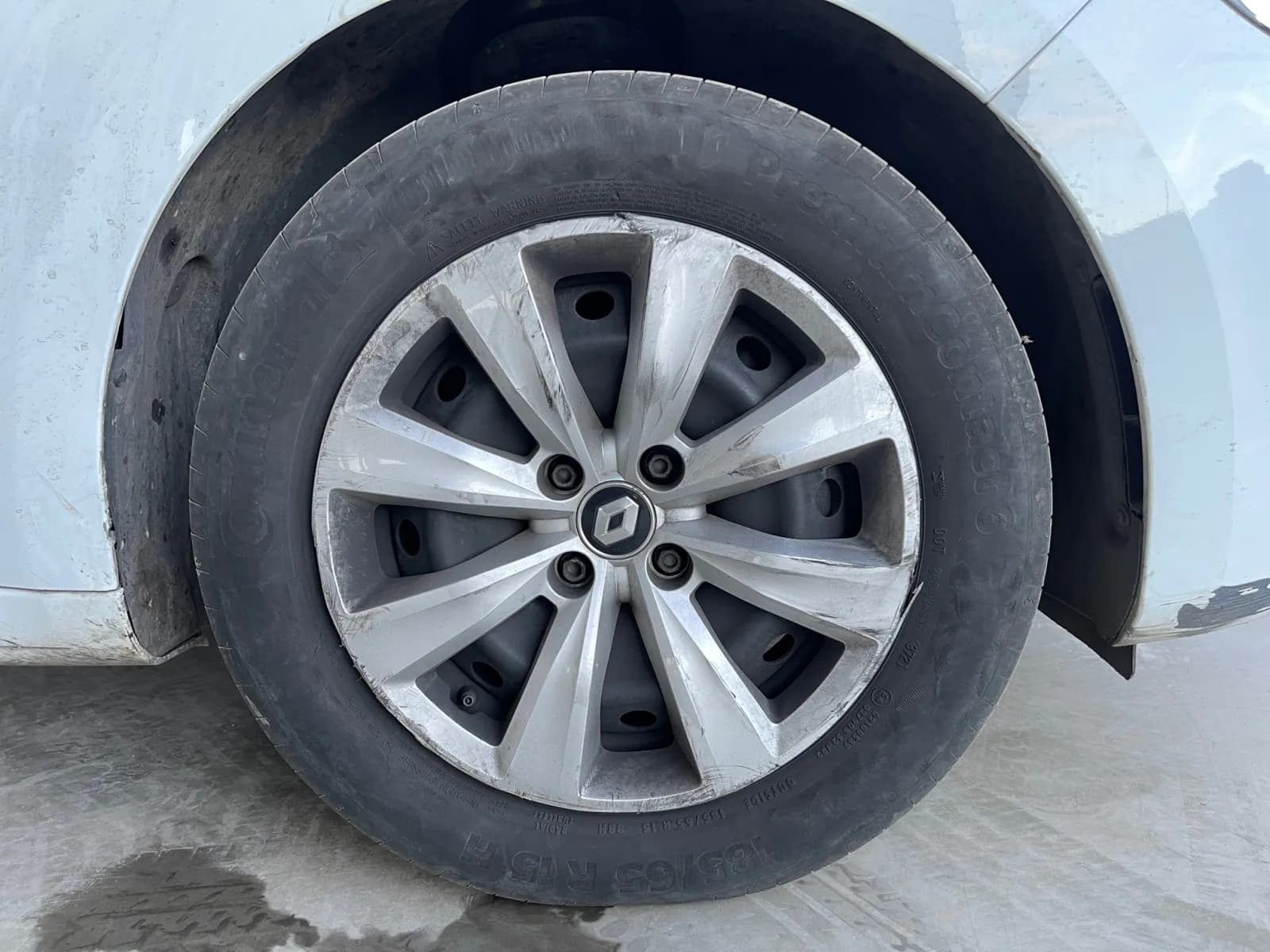uploads/vehicles/2024/12/1735031959515-142.webp